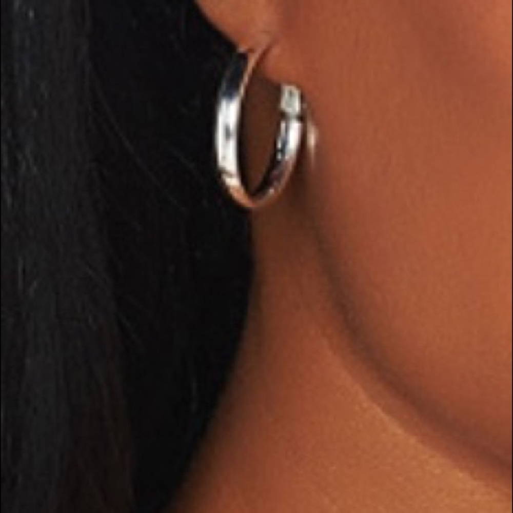 LAST 1 🌺 (925) 1" ROUND HOOP EARRINGS - Picture 3 of 3